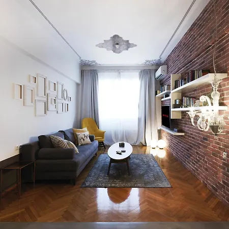 Athenian Apartment In The Center With Jacuzzi Exterior photo