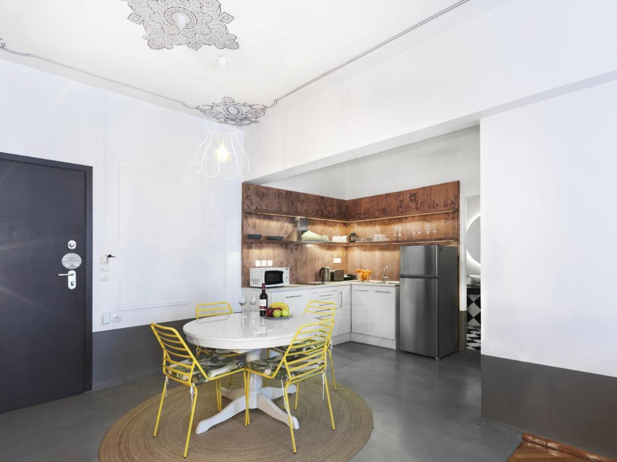 Athenian In The Center With Jacuzzi Apartment